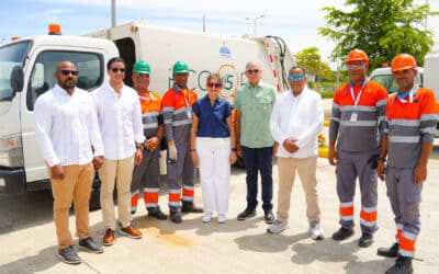 Alcalde Roquelito García, la Senadora Ginette Bournigal, el director de ECO5RD Carlos Pellerano, Ángel Aquino encargado de UGRA y José Miguel Mañón, coordinador de operaciones de UGRA