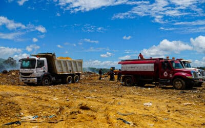 ECO5RD controla incendio en vertedero de Buena Vista, Jarabacoa